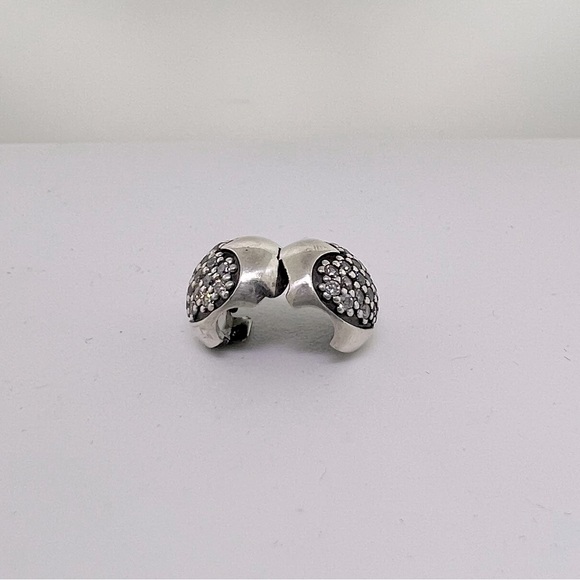 Pandora “Love of My Life” Pave Heart CZ Clip Charm 791053CZ - Picture 4 of 4